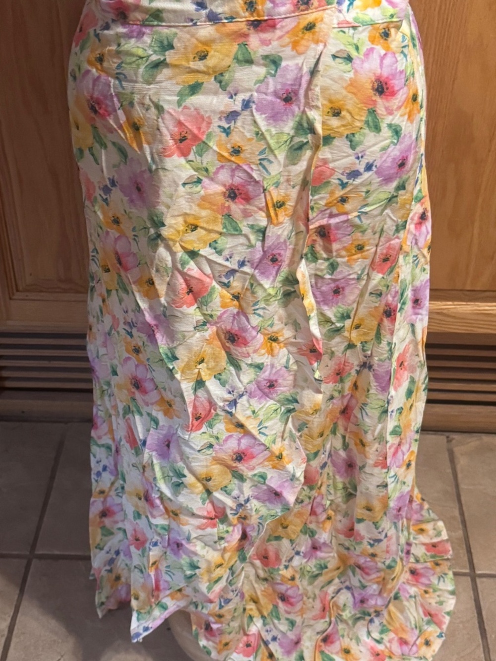 Easy Clothes Women's Medium / Large Floral Tie Skirt Lightweight Adjustable